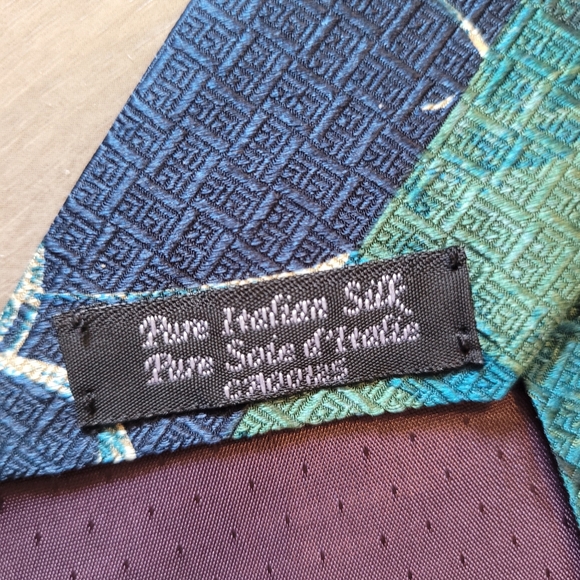 Ferrano Silk Tie - Picture 4 of 4